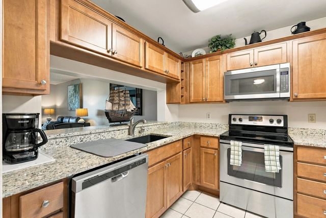 5 of 25 - 4542 Lucerne Lakes Boulevard E #103, Lake Worth, FL