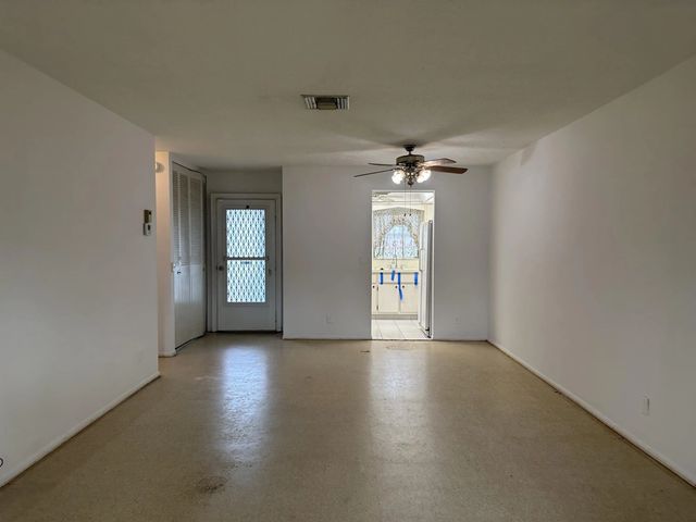 5 of 11 - 2751 Ashley Drive E #d, West Palm Beach, FL