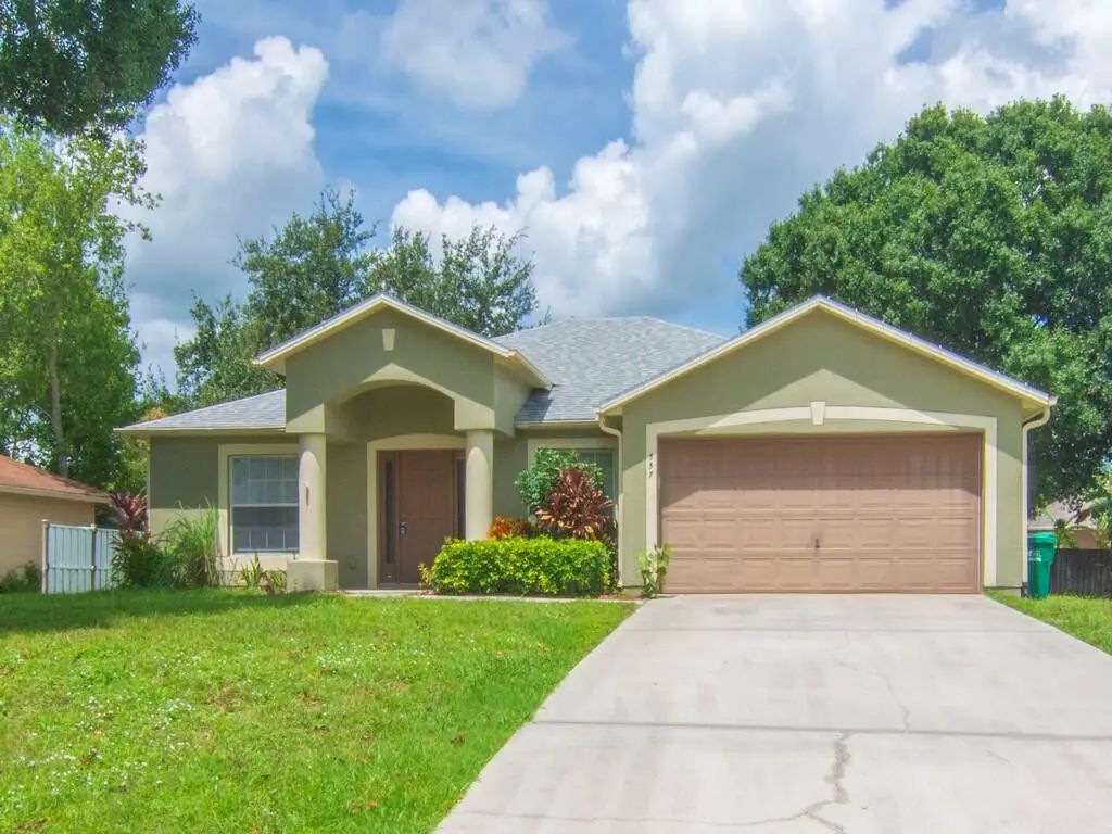 557 Browning Terrace, Sebastian