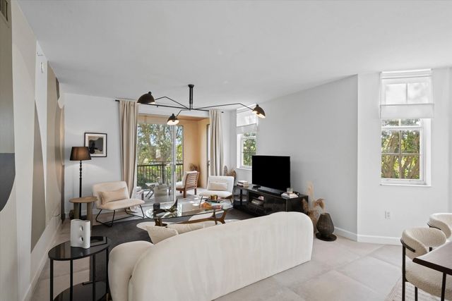 5 of 41 - 11750 Saint Andrews Place #208, Wellington, FL