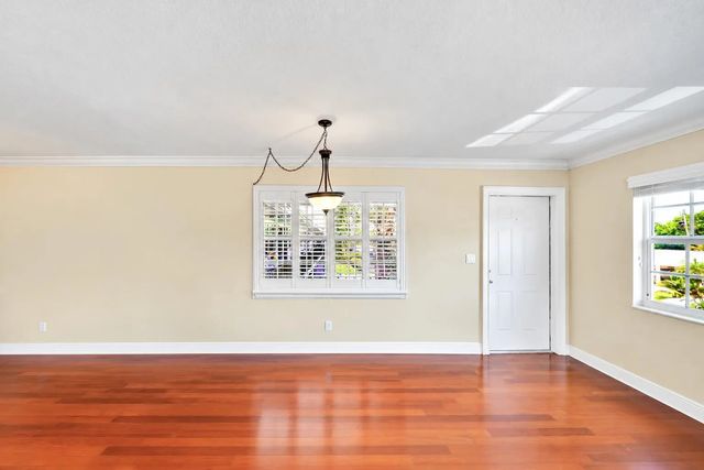 2 of 31 - 2701 Middle River Drive #11, Fort Lauderdale, FL