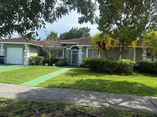 12642 Sw 221st Street, Miami