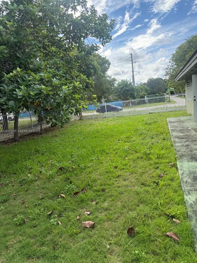 3 of 14 - 12642 Sw 221st Street, Miami, FL