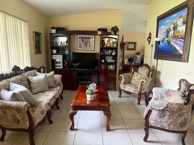 4 of 14 - 12642 Sw 221st Street, Miami, FL