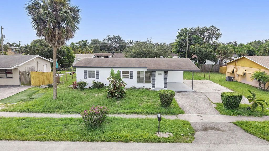 324 Nw 3rd Street, Deerfield Beach