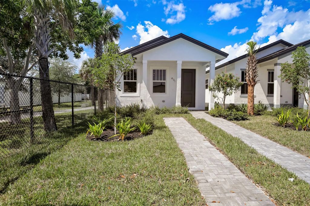 431 S F Street, Lake Worth Beach