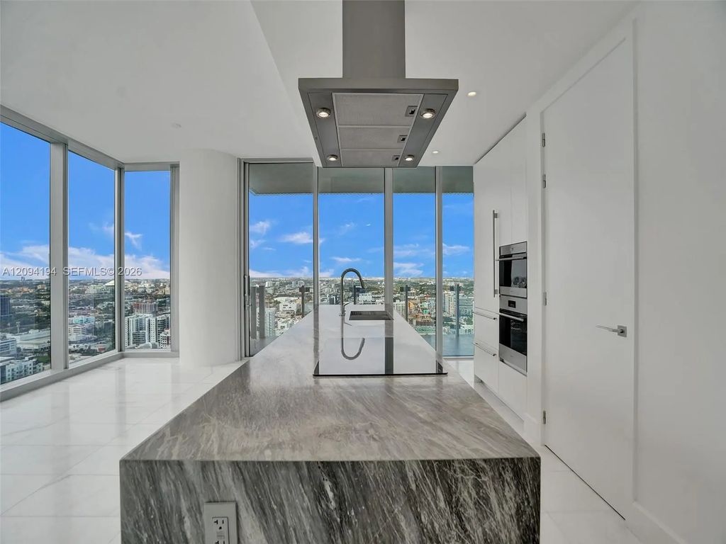 700 Ne 26th Terrace #3505, Miami