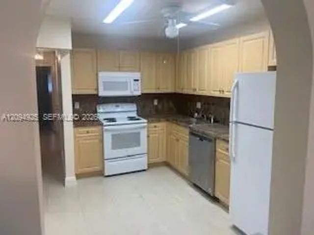 5 of 13 - 1073 Nw 83rd Avenue #b45, Plantation, FL