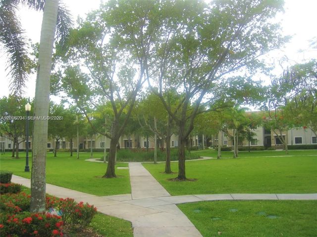 5 of 33 - 22621 Sw 88th Place #202-8, Cutler Bay, FL