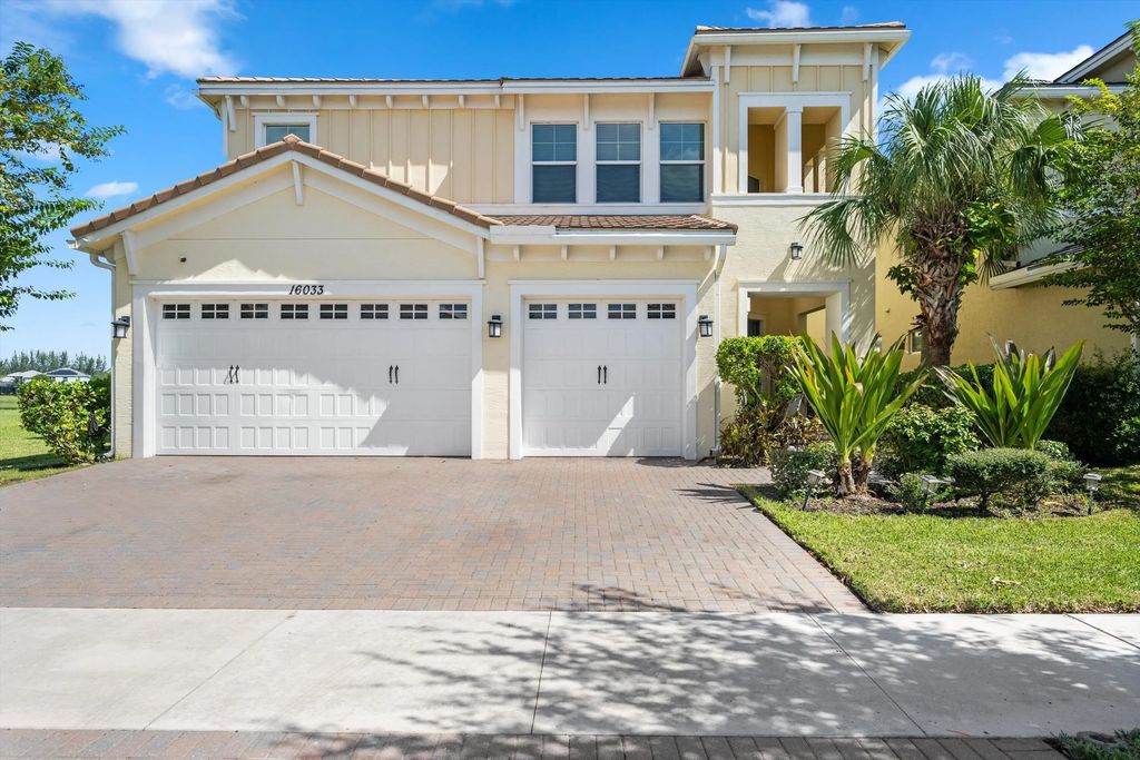 16033 Whippoorwill Circle, Westlake