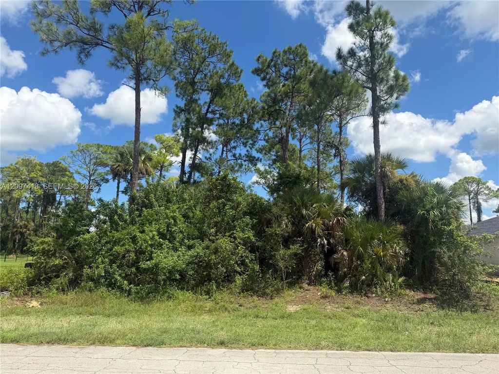 5018 N Rosebud Circle, LaBelle