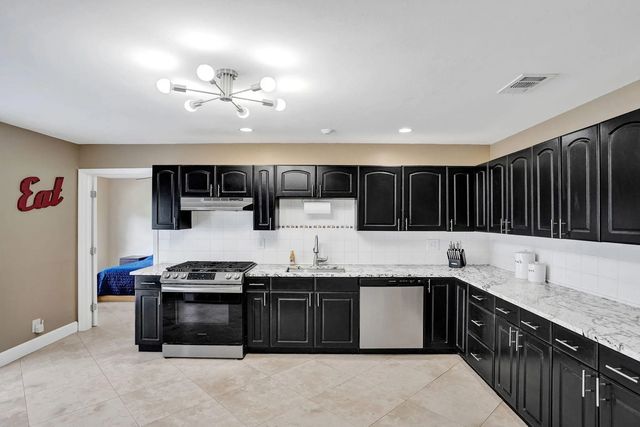 4 of 39 - 5958 Triphammer Road, Lake Worth, FL