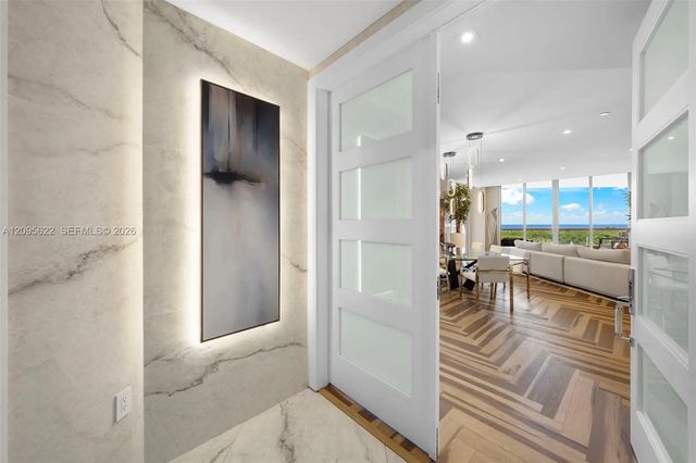 5 of 37 - 60 Edgewater Drive #11f, Coral Gables, FL