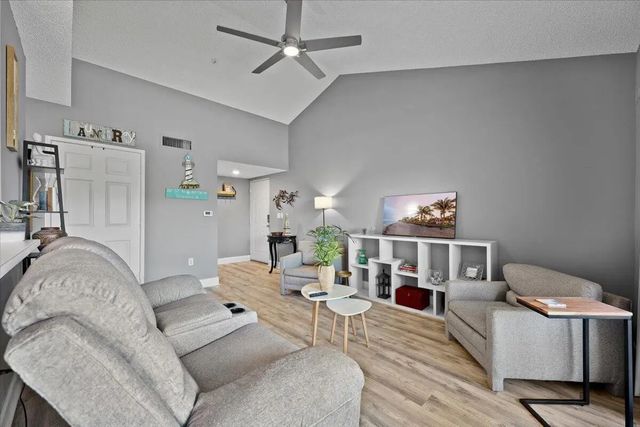 3 of 27 - 254 Village Boulevard #4310, Tequesta, FL