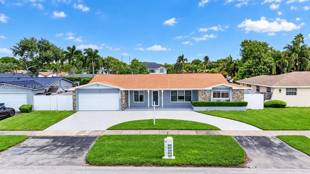 19850 Sw 83rd Avenue, Cutler Bay
