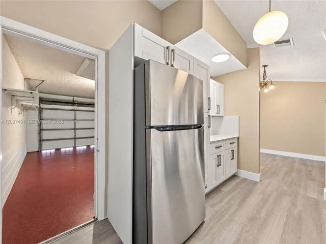 5 of 23 - 20200 Nw 32nd Avenue, Miami Gardens, FL