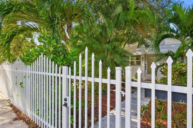 3 of 24 - 67 Nw 51st Street, Miami, FL
