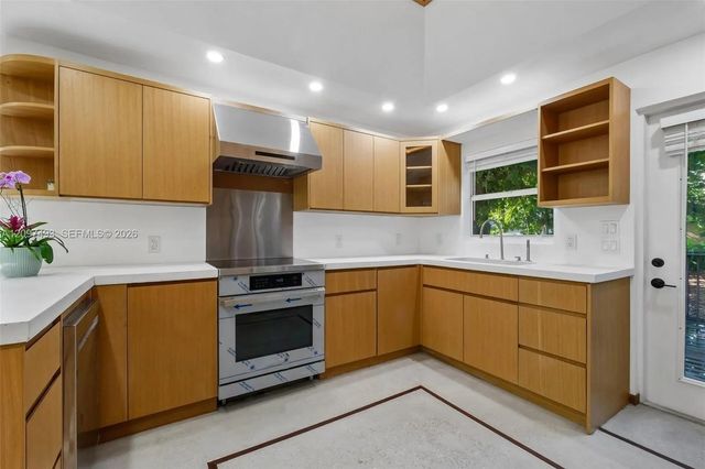 5 of 24 - 67 Nw 51st Street, Miami, FL