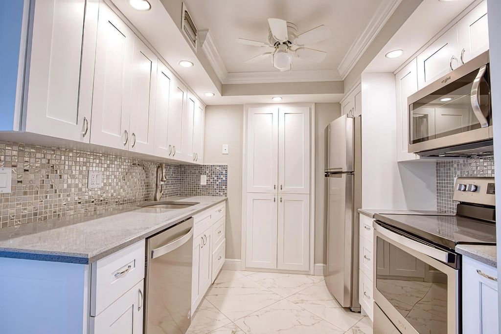 111 Briny Avenue #610, Pompano Beach