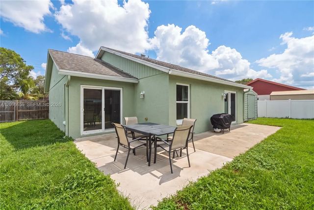 4 of 18 - 1290 Mc Dermott Lane, Royal Palm Beach, FL