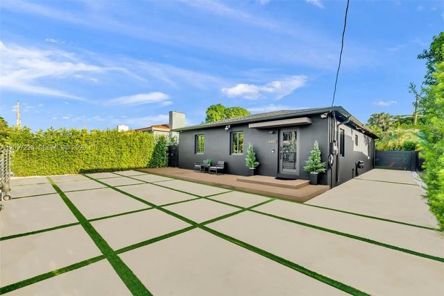 4 of 46 - 3450 Nw 16th Street, Miami, FL