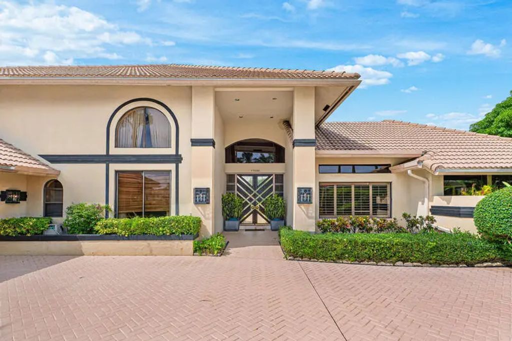 17898 Deauville Lane, Boca Raton