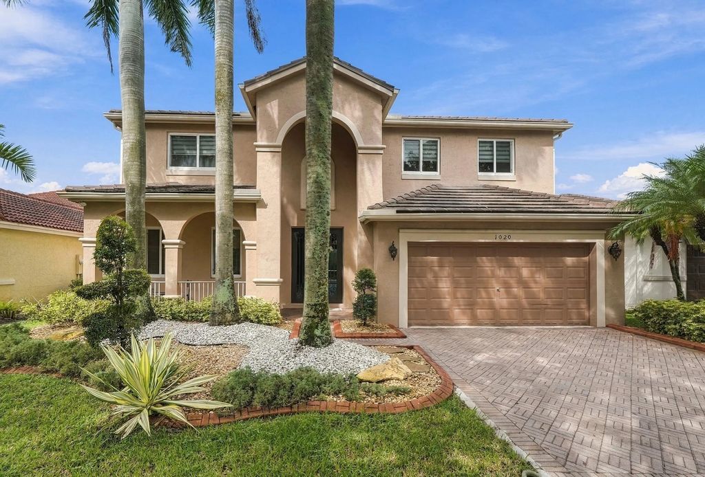 1020 Lavender Circle, Weston