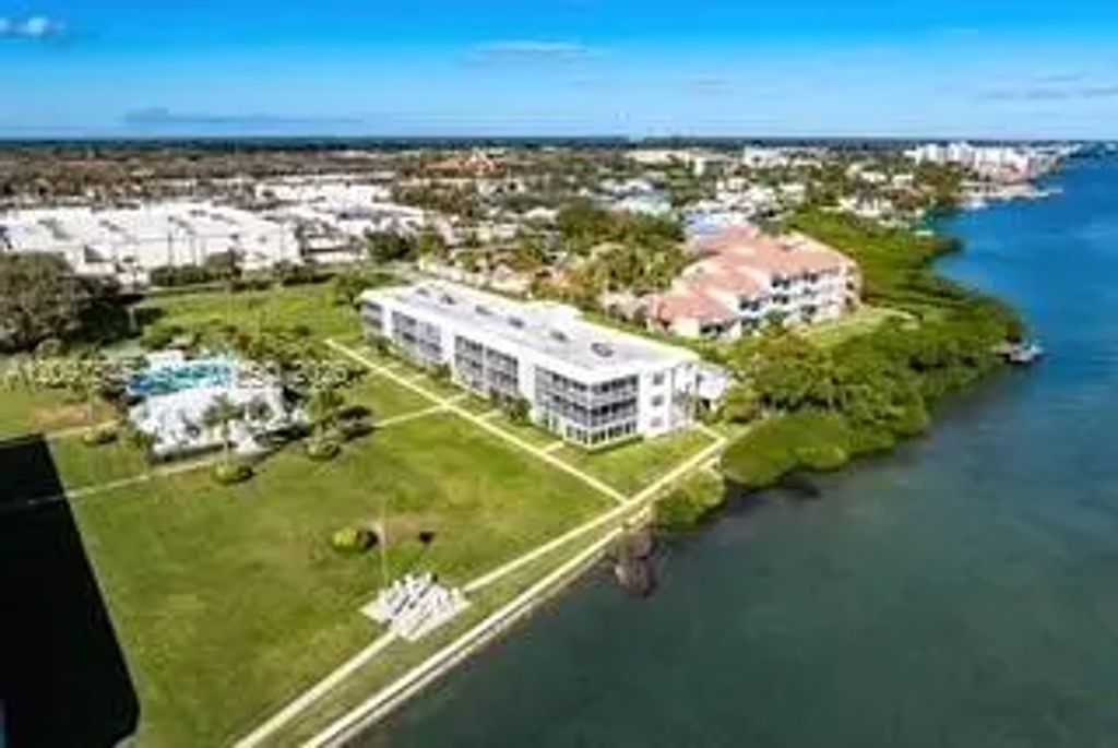 100 Waterway Road #a306, Tequesta