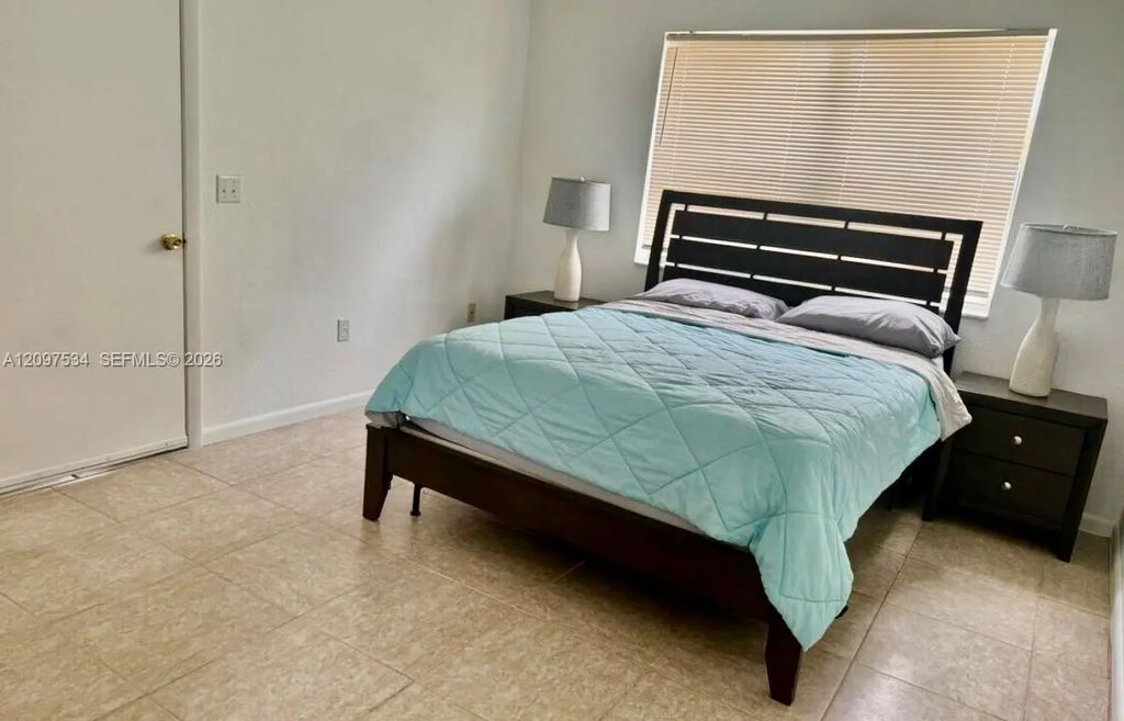 6505 Pines Parkway #2, Hollywood
