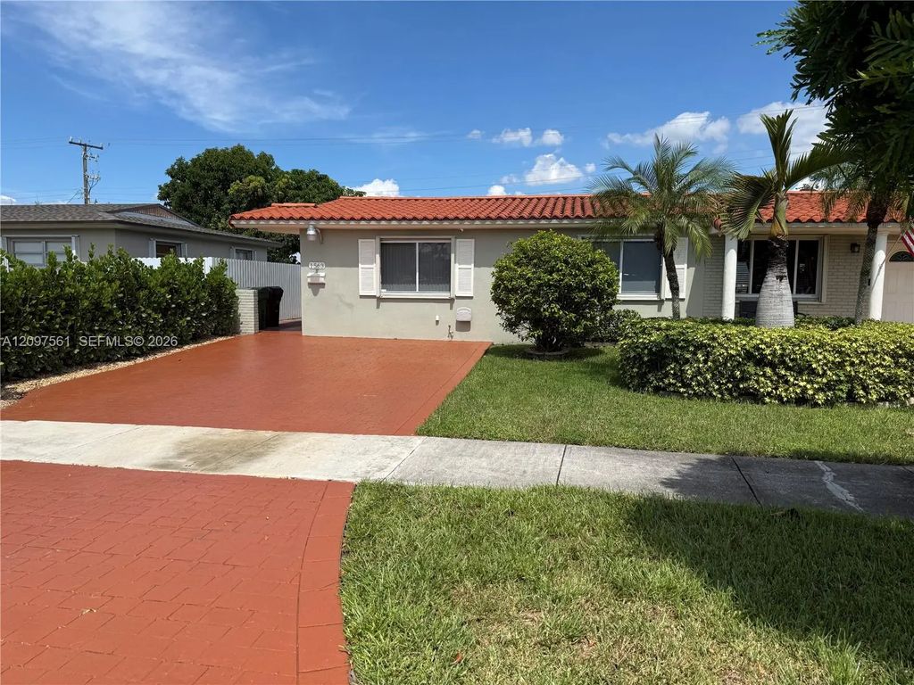 1563 W 81st Street #1563, Hialeah