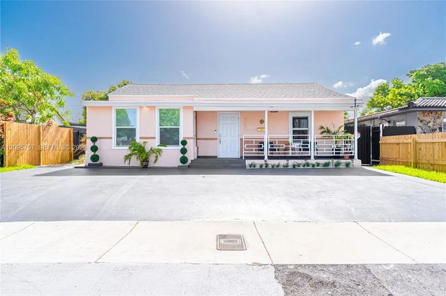2 of 63 - 550 Nw 43rd Place, Miami, FL