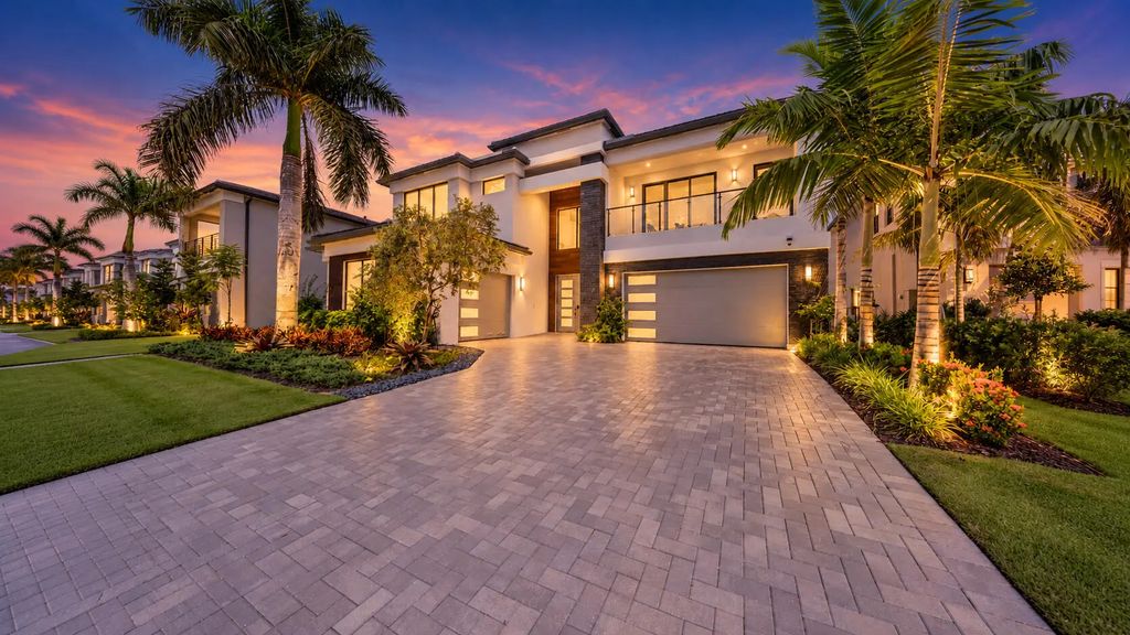 9515 Royal Woods Manor, Boca Raton