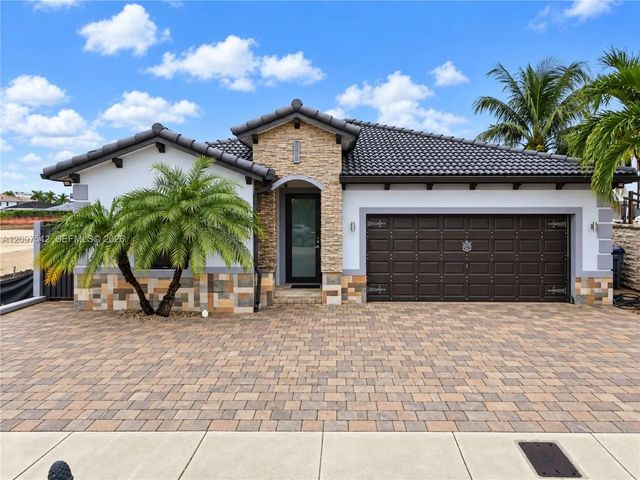 2350 Sw 144th Avenue, Miami