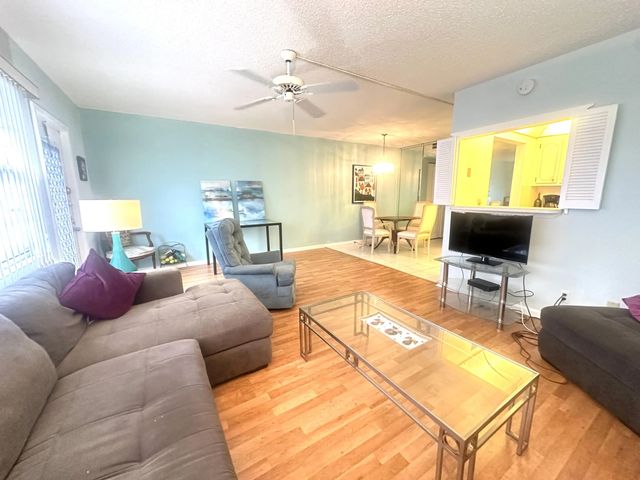 4 of 54 - 162 Grantham E, Deerfield Beach, FL