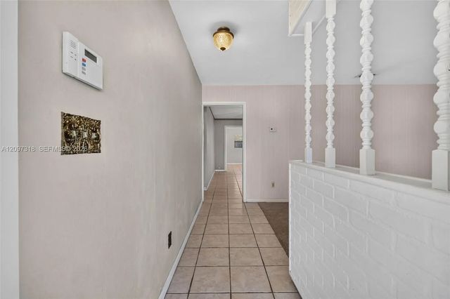 5 of 61 - 3312 W Burke Street, Tampa, FL