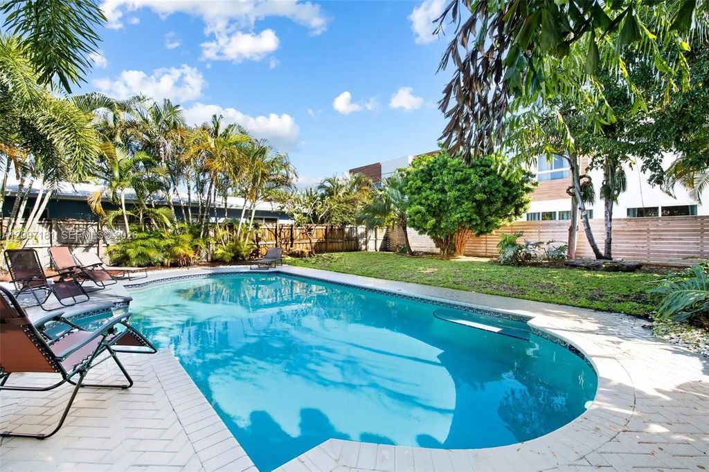 1236 N Victoria Park Road, Fort Lauderdale