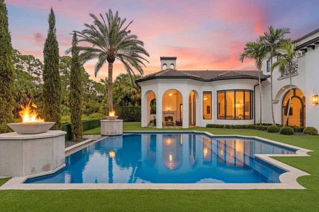 4 of 64 - 111 Via Palacio, Palm Beach Gardens, FL