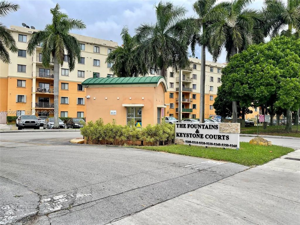 9310 Fontainebleau Boulevard #207, Miami