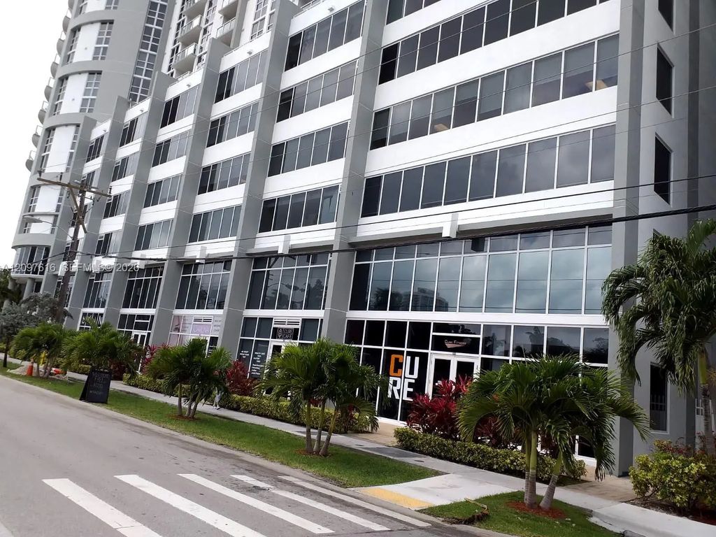 1800 Sw 1st Avenue #407, Miami