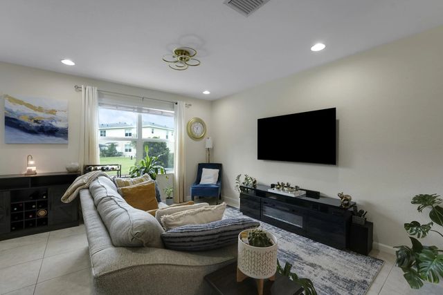 5 of 38 - 2280 Nw Treviso Circle, Port St. Lucie, FL