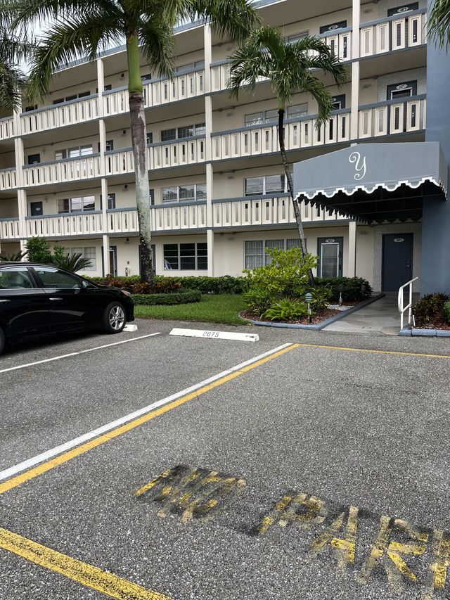 2035 Yarmouth B #2035, Boca Raton