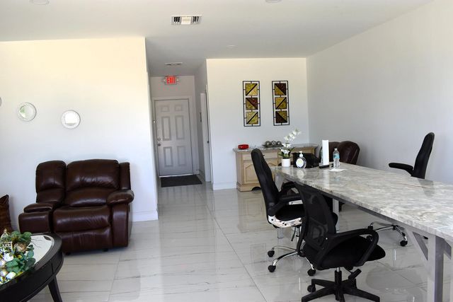 4 of 31 - 2134 And 2174  Nw Commerce Lakes  Drive Nw, Port St. Lucie, FL