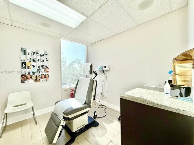 4 of 19 - 12550 Biscayne Boulevard #304, North Miami, FL