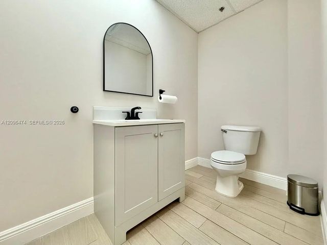 5 of 19 - 12550 Biscayne Boulevard #304, North Miami, FL