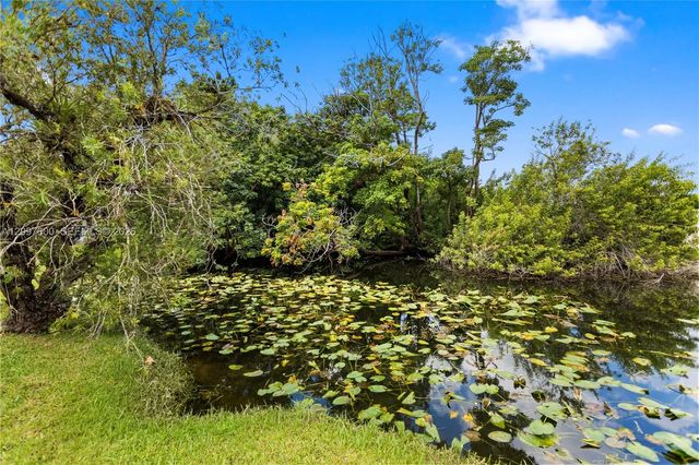 4 of 52 - 4801 Sw 59th Terrace, Davie, FL