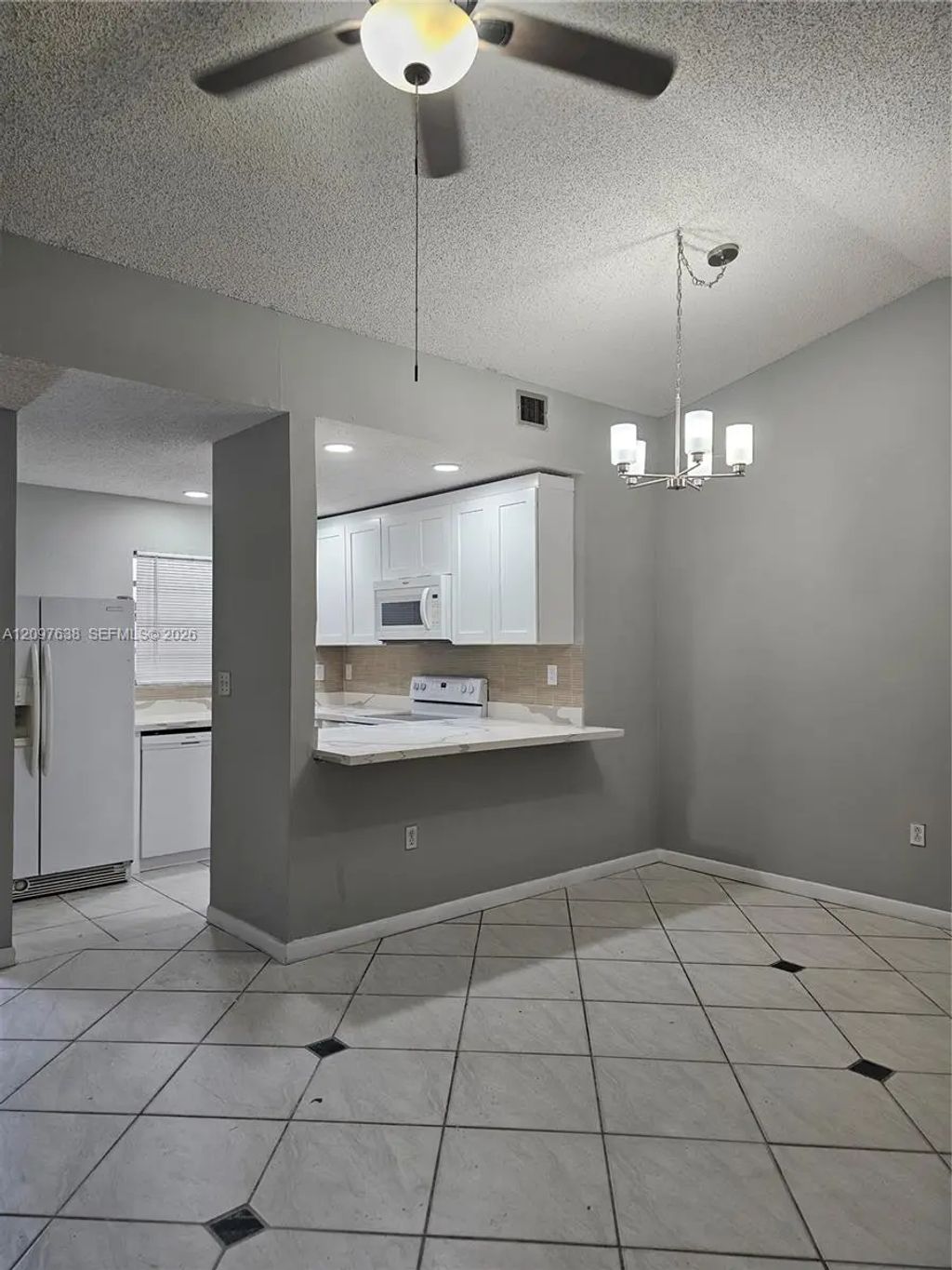 809 Ne 214th Lane #2, Miami