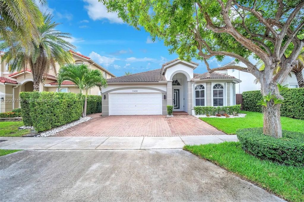11430 Nw 82nd Terrace, Doral