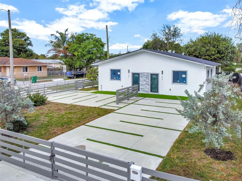 1397 Nw 40th Street #1397, Miami