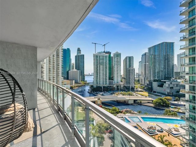 90 Sw 3rd Street #2013, Miami