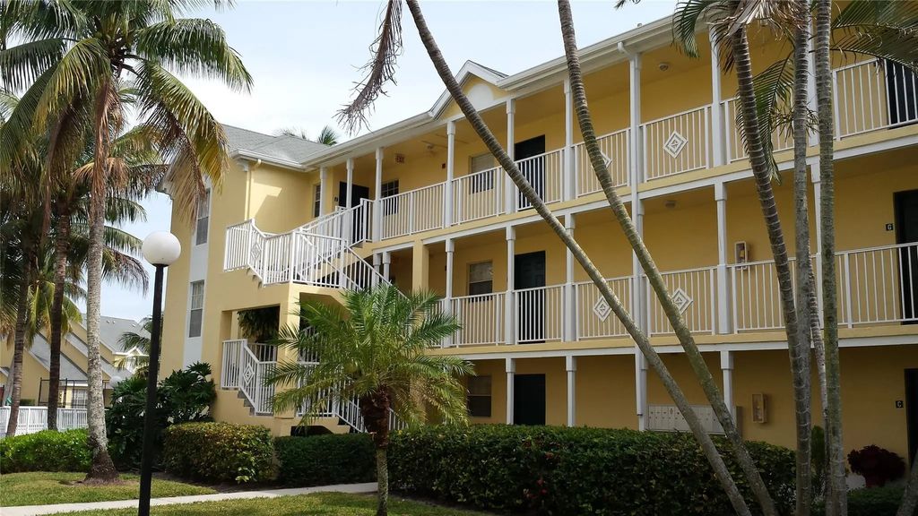 6339 La Costa Drive #l, Boca Raton